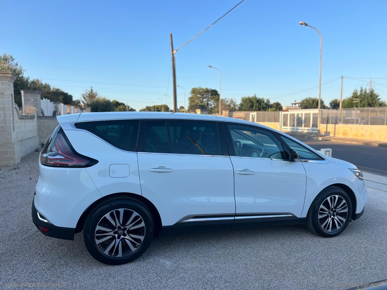 RENAULT Espace dCi 160 EDC Energy Init.Paris 4C. 7 POSTI