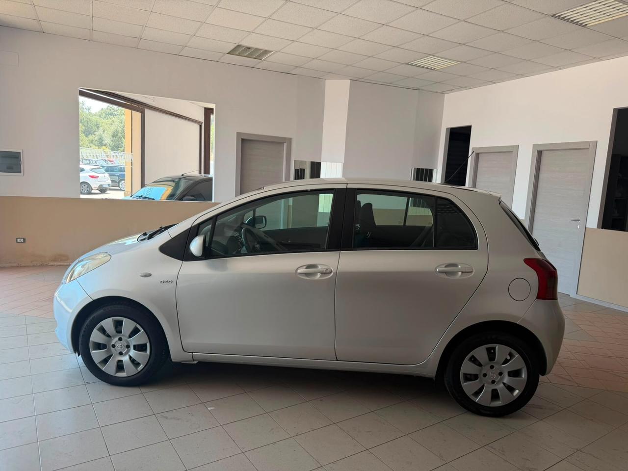 Toyota Yaris 1.4 D-4D 5 porte Sol
