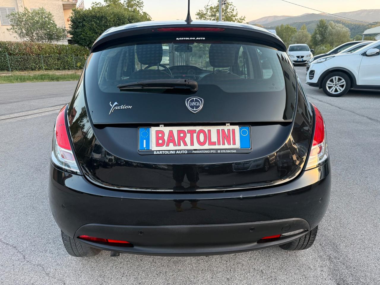 Lancia Ypsilon 0.9 TwinAir 5 porte Metano Ecochic Elefantino Blu
