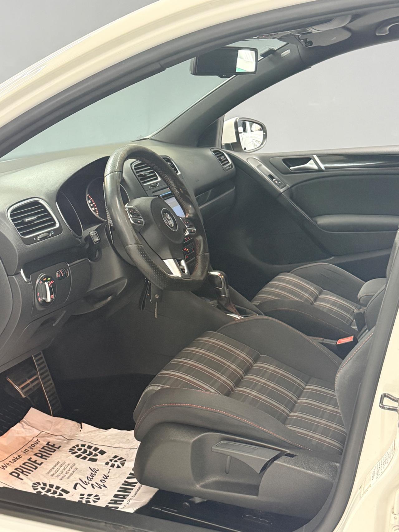 Volkswagen Golf GTI 2.0 TSI DSG 5p.