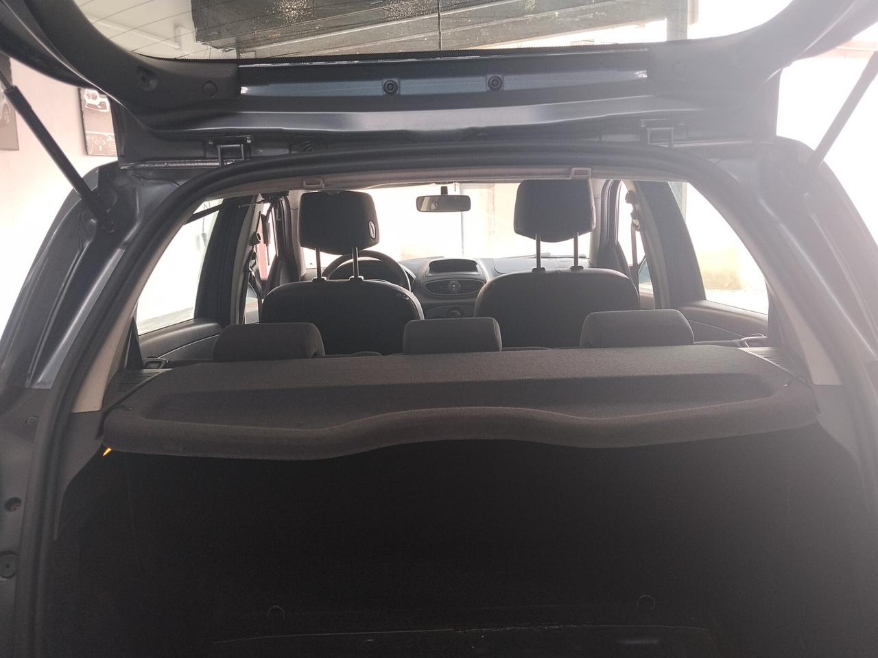 Renault Clio 1.5 diesel CON GARANZIA