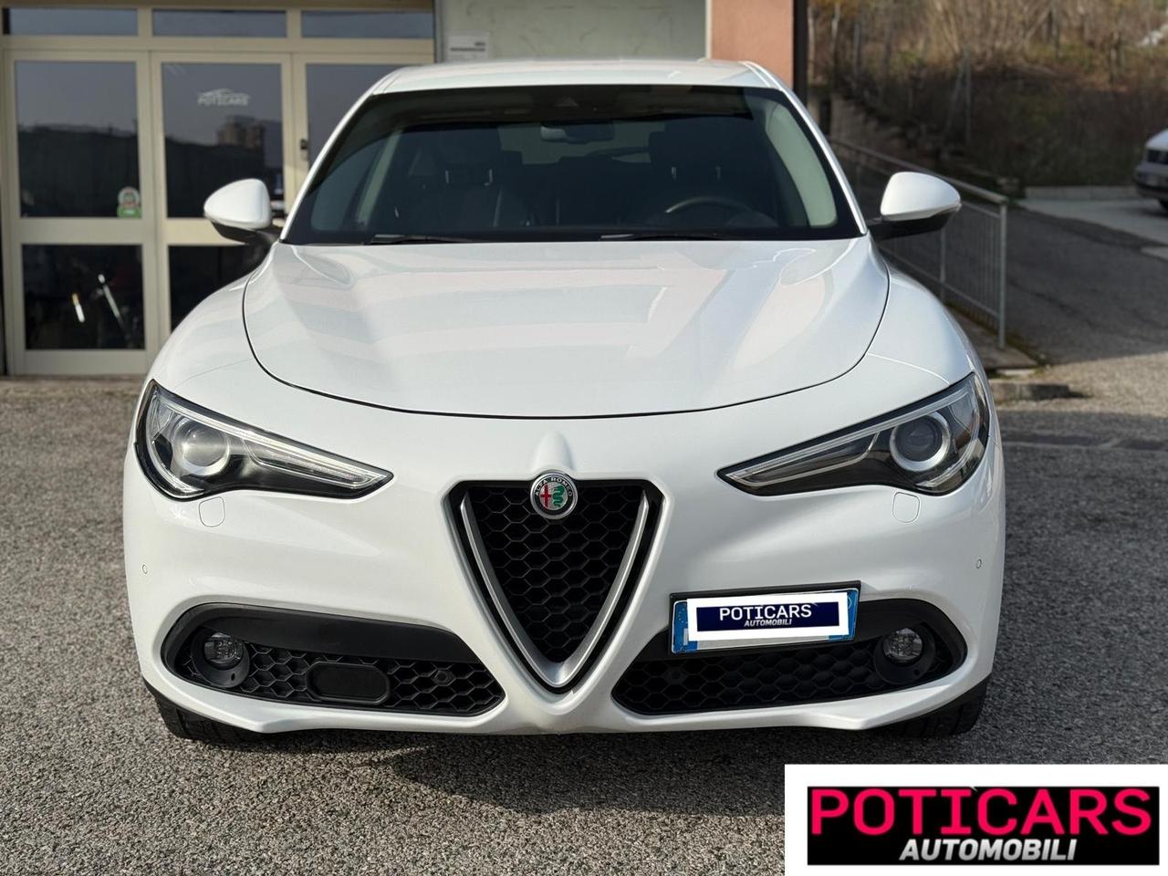 Alfa Romeo Stelvio 2.2 Turbodiesel 210 CV AT8 Q4 Executive