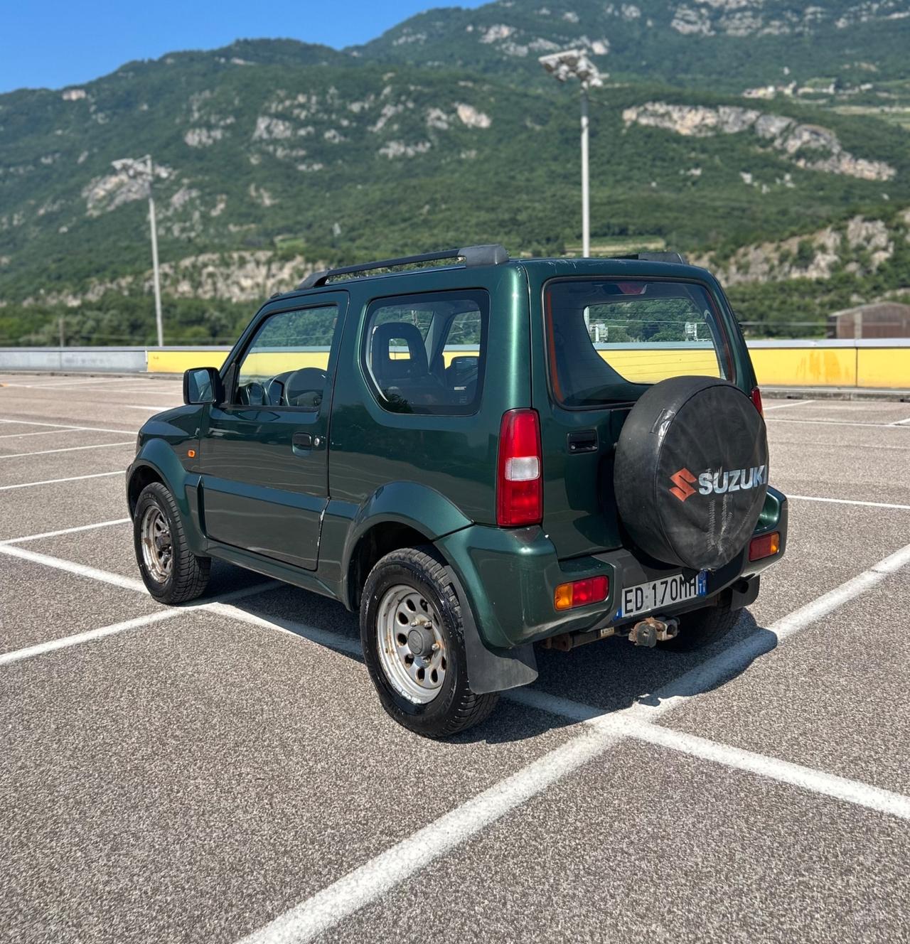 Suzuki Jimny 1.3i 4WD Special Neopatentati 2011