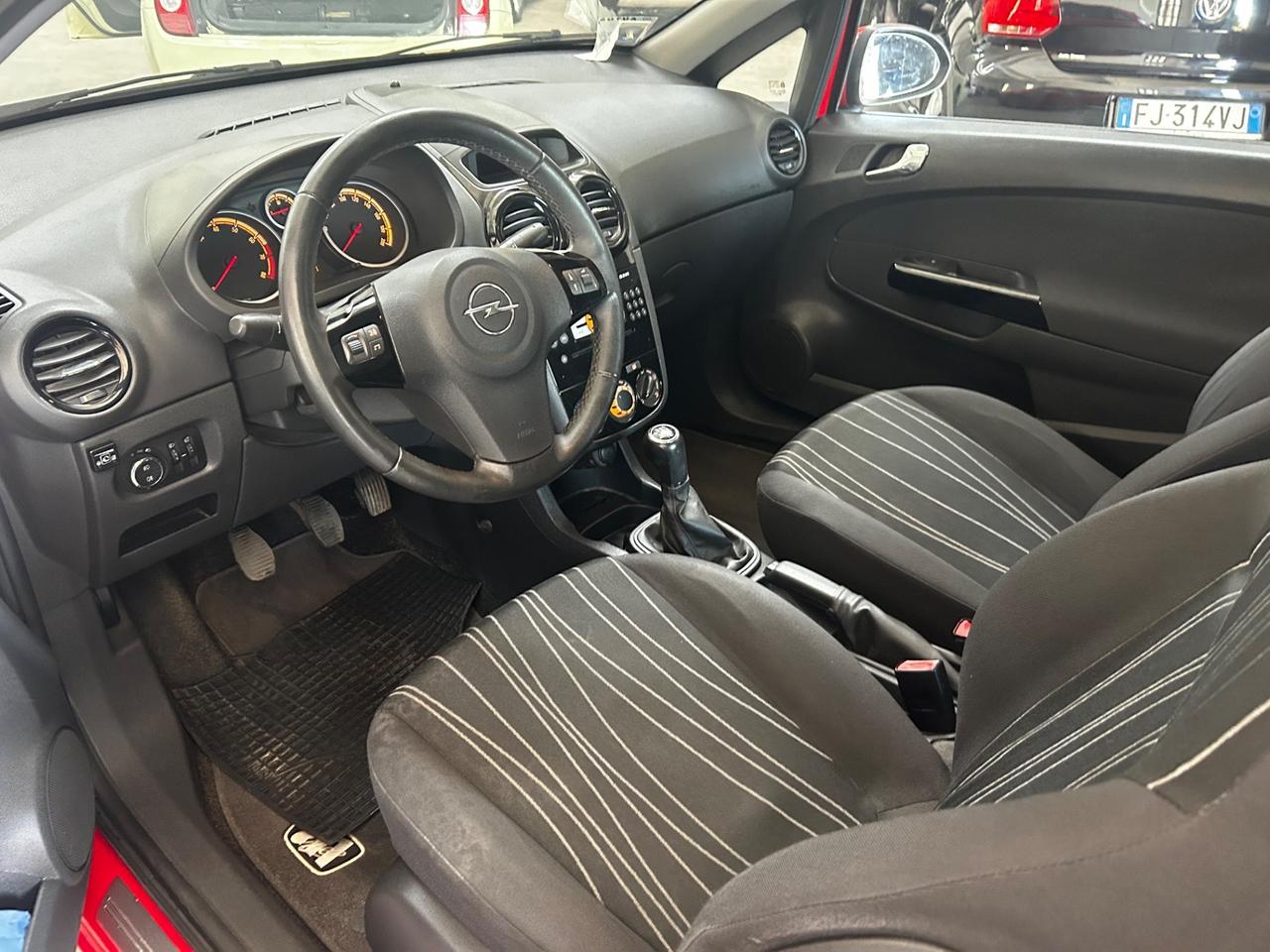 Opel Corsa 1200 GPL 2030 neopatentati