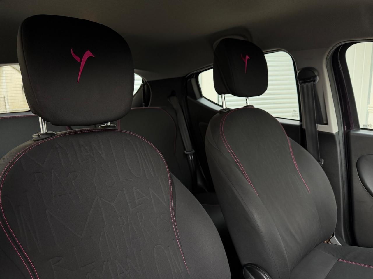 Lancia Ypsilon 0.9 TwinAir 85 CV 5 porte Metano Ecochic Elefantino