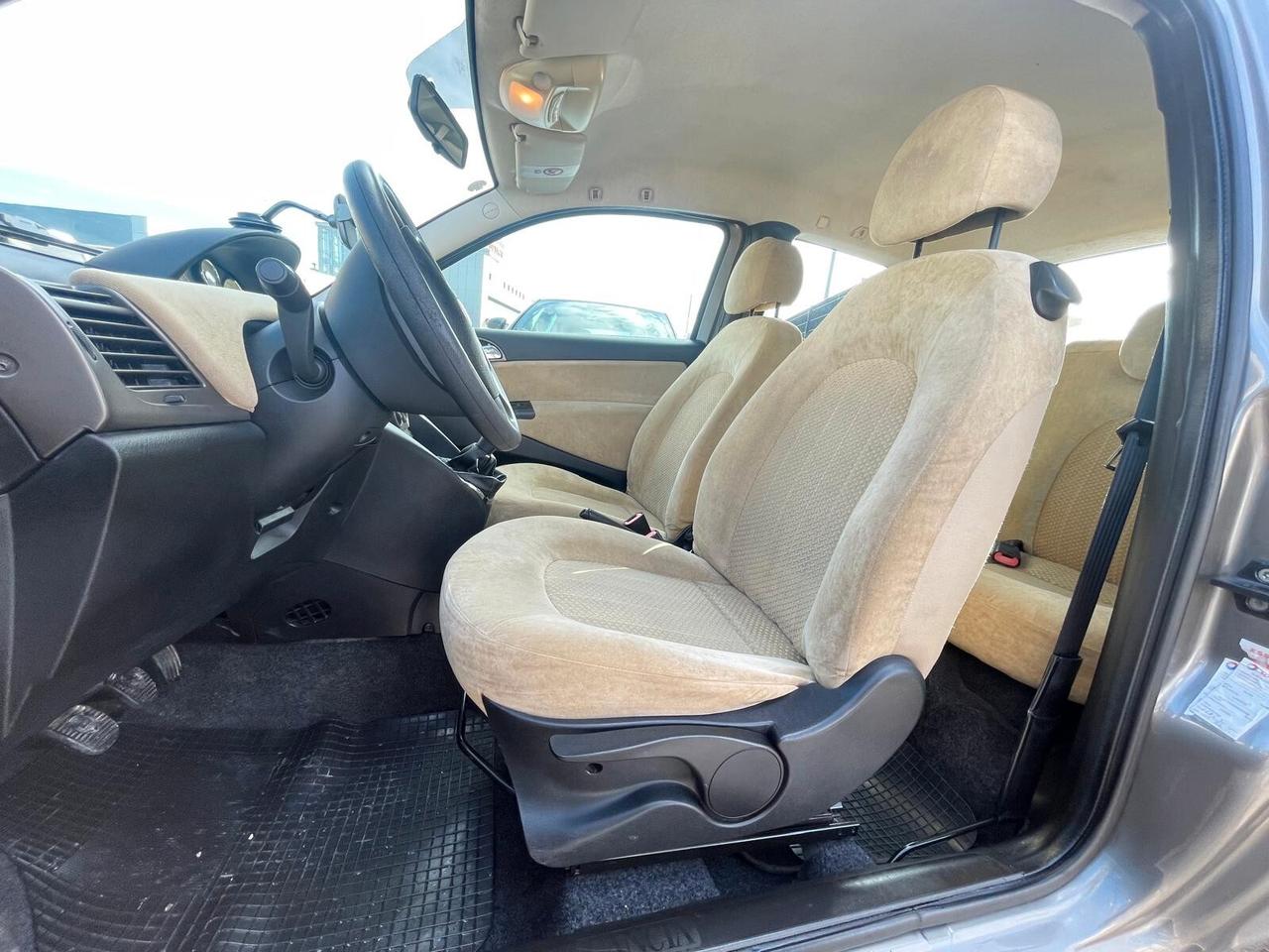 Lancia Ypsilon 1.3 Multijet 16V Platino