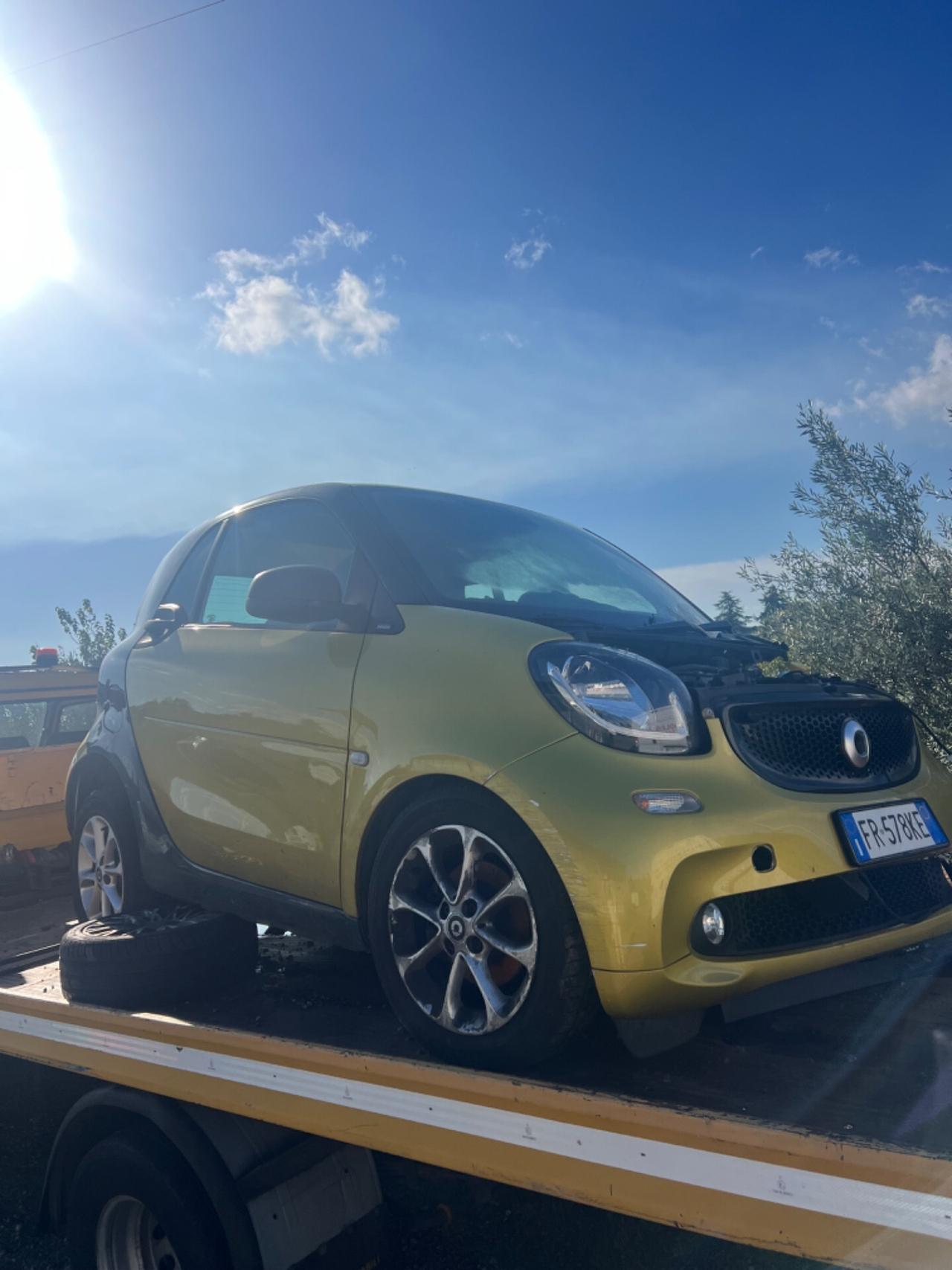 Smart ForTwo 70 1.0 benzina cambio automatico 2019