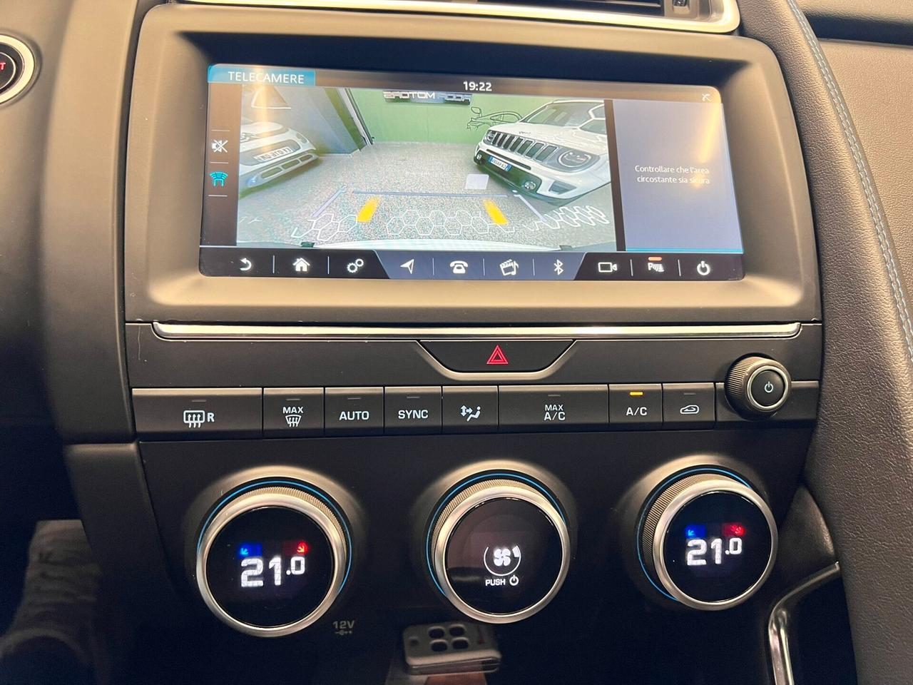 Jaguar E-Pace 2.0D 150 CV AWD aut. R-Dynamic S