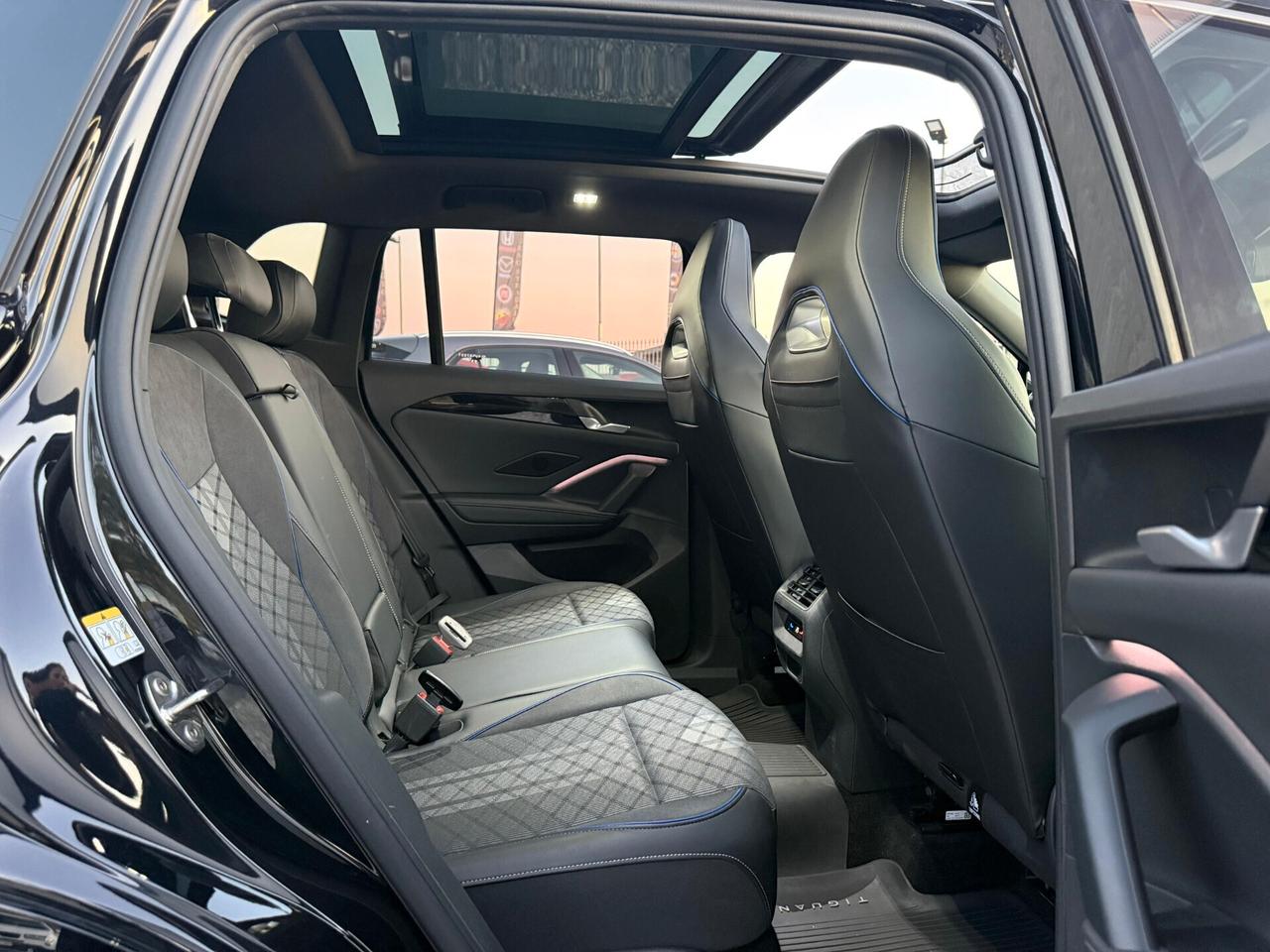 Volkswagen Tiguan 2.0 TDI 150 CV DSG R-Line