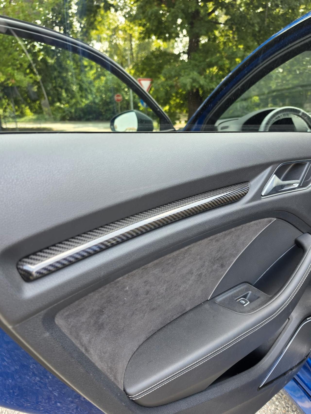 Audi RS3 TFSI quattro S tronic