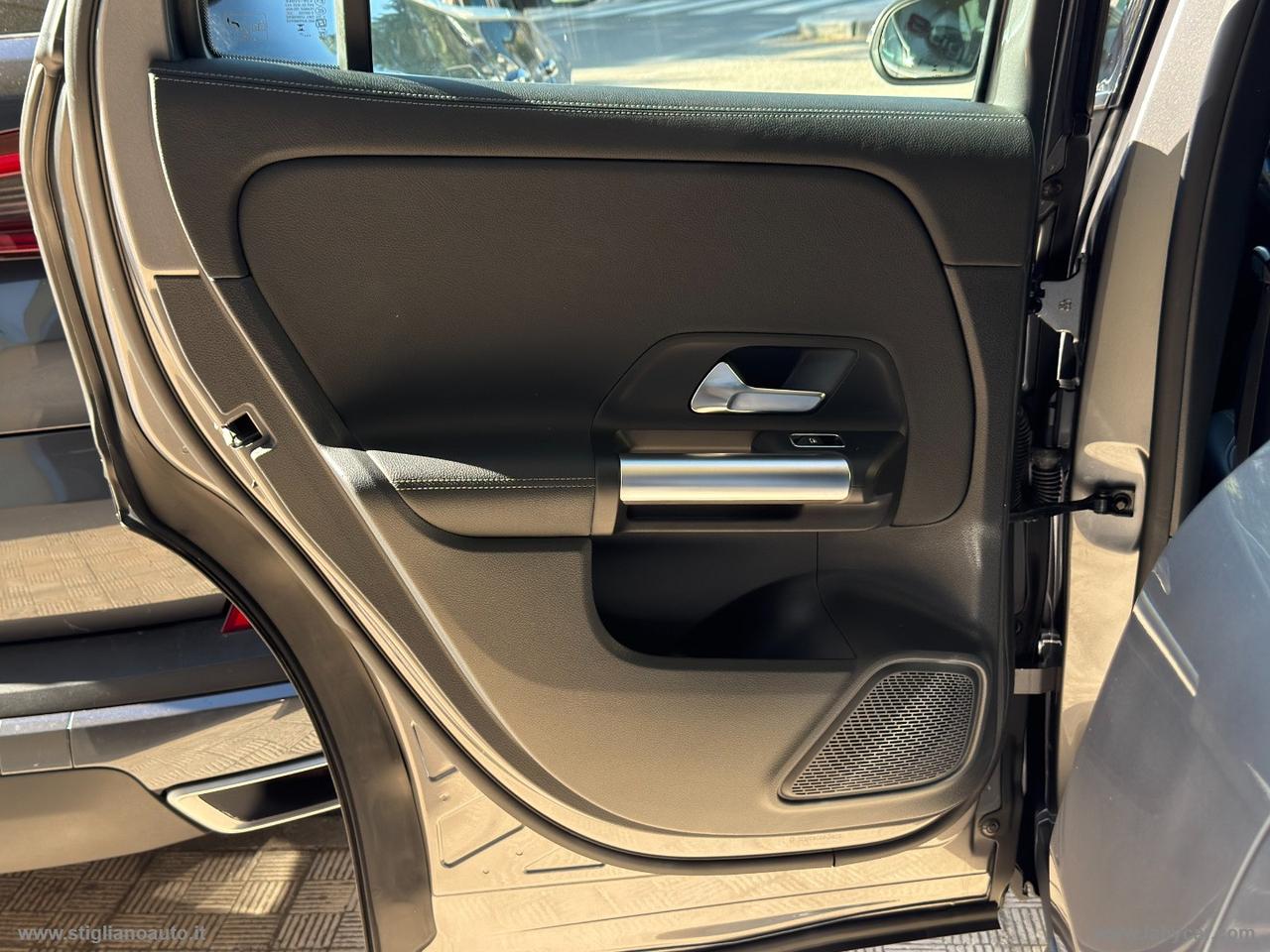 MERCEDES-BENZ GLA 200 d Automatic Sport Plus