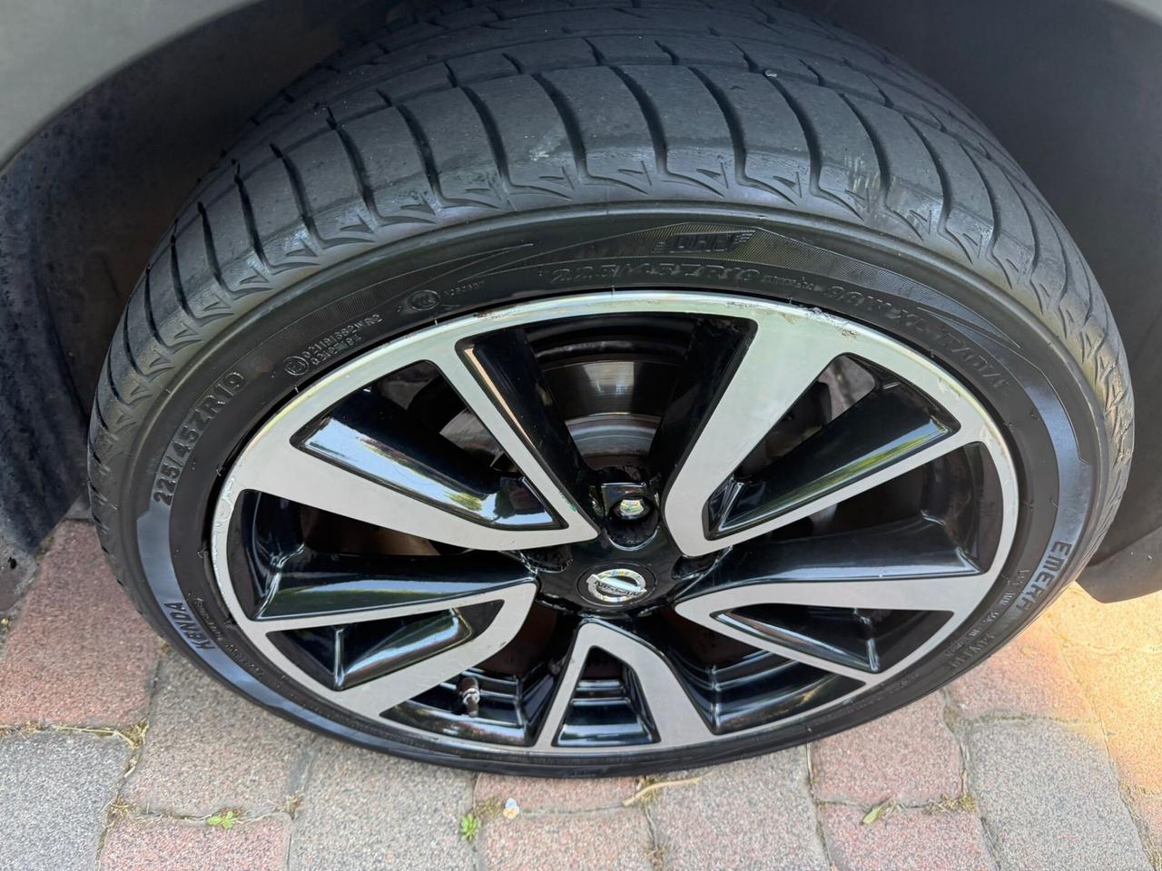 Nissan Qashqai 1.5 dCi Tekna FULL OPTIONAL !