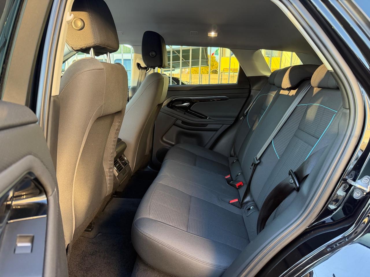 Land Rover Range Evoque 2.0D I4-L.Flw 150 CV R-Dynamic S