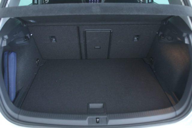 VOLKSWAGEN Golf 2.0 TDI DSG 5p. 4MOTION Highline BMT Fari Full LED