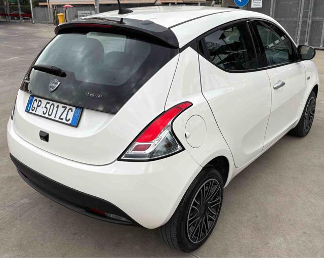 LANCIA Ypsilon 1.0 FireFly 5 porte S&S Hybrid Gold