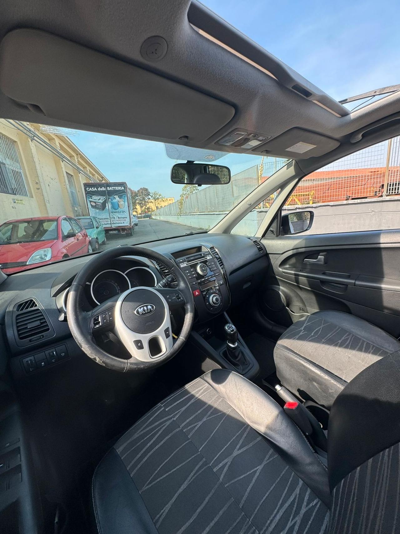 Kia Venga 1.4 GPL Cool