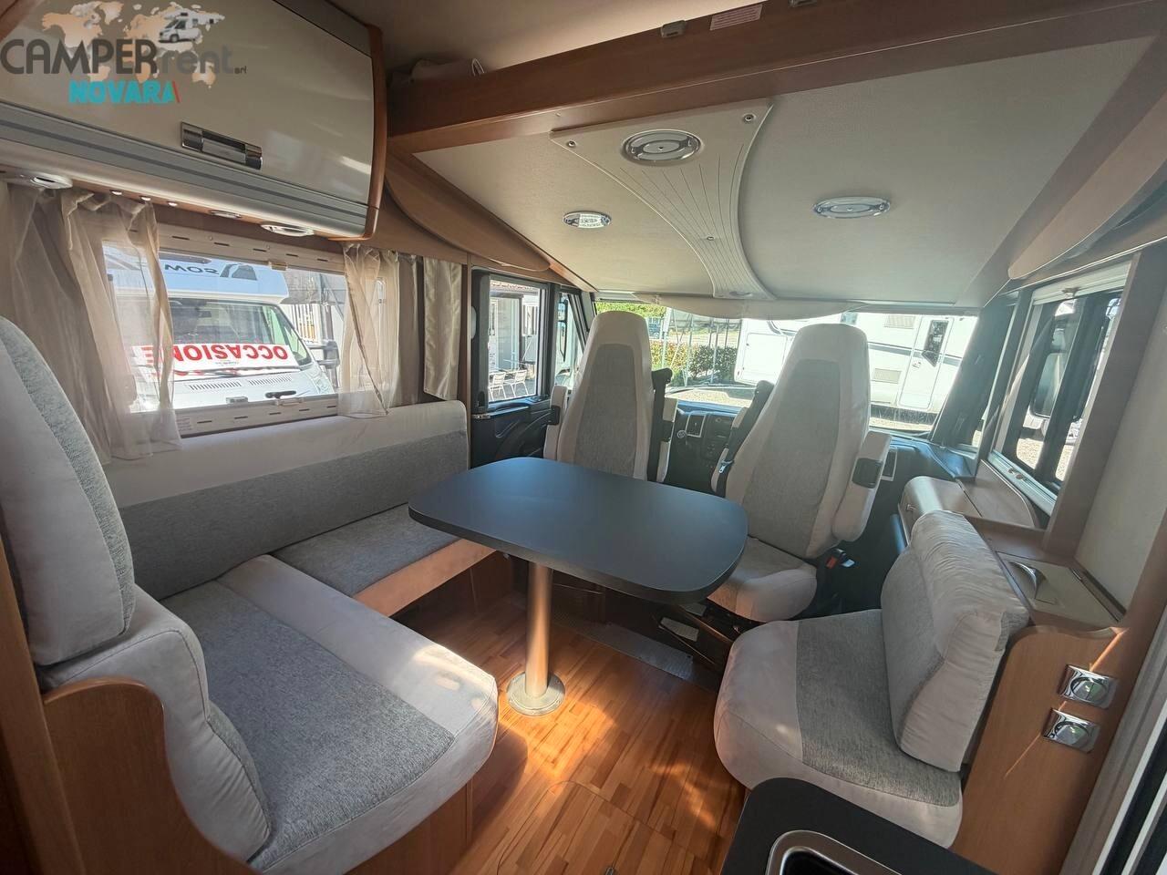 Laika ECOVIP 610 MOTORHOME LETTO MATRIMONIALE 6.80 MT