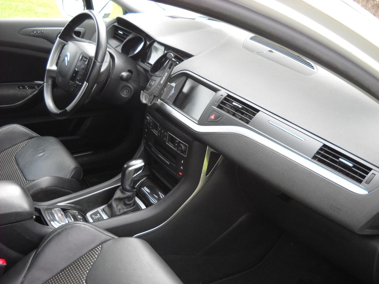 Citroen C5 BlueHDi 180 EAT6 S&S Hydractive Executive Tourer XTR
