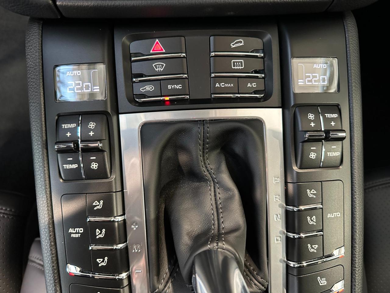 Porsche Macan 2.0 PDK-21"-Keyless-Camera-PASM-Sport Chrono