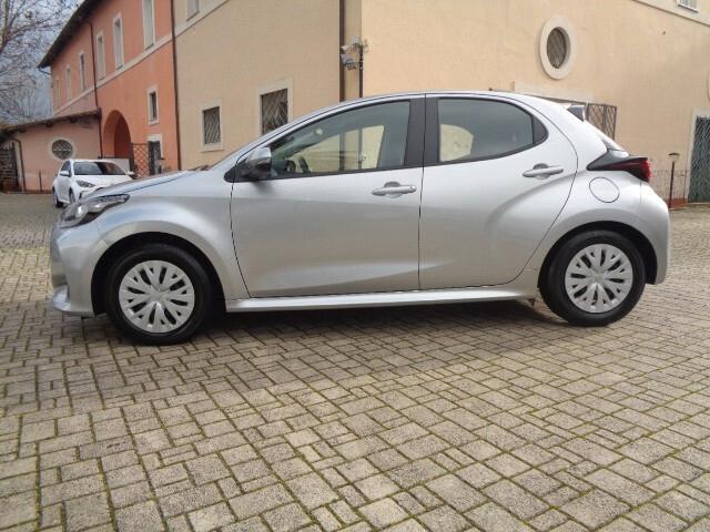 Toyota Yaris 1.5 Hybrid 5 porte Active NO VINCOLO DI FINANZIAMENTO