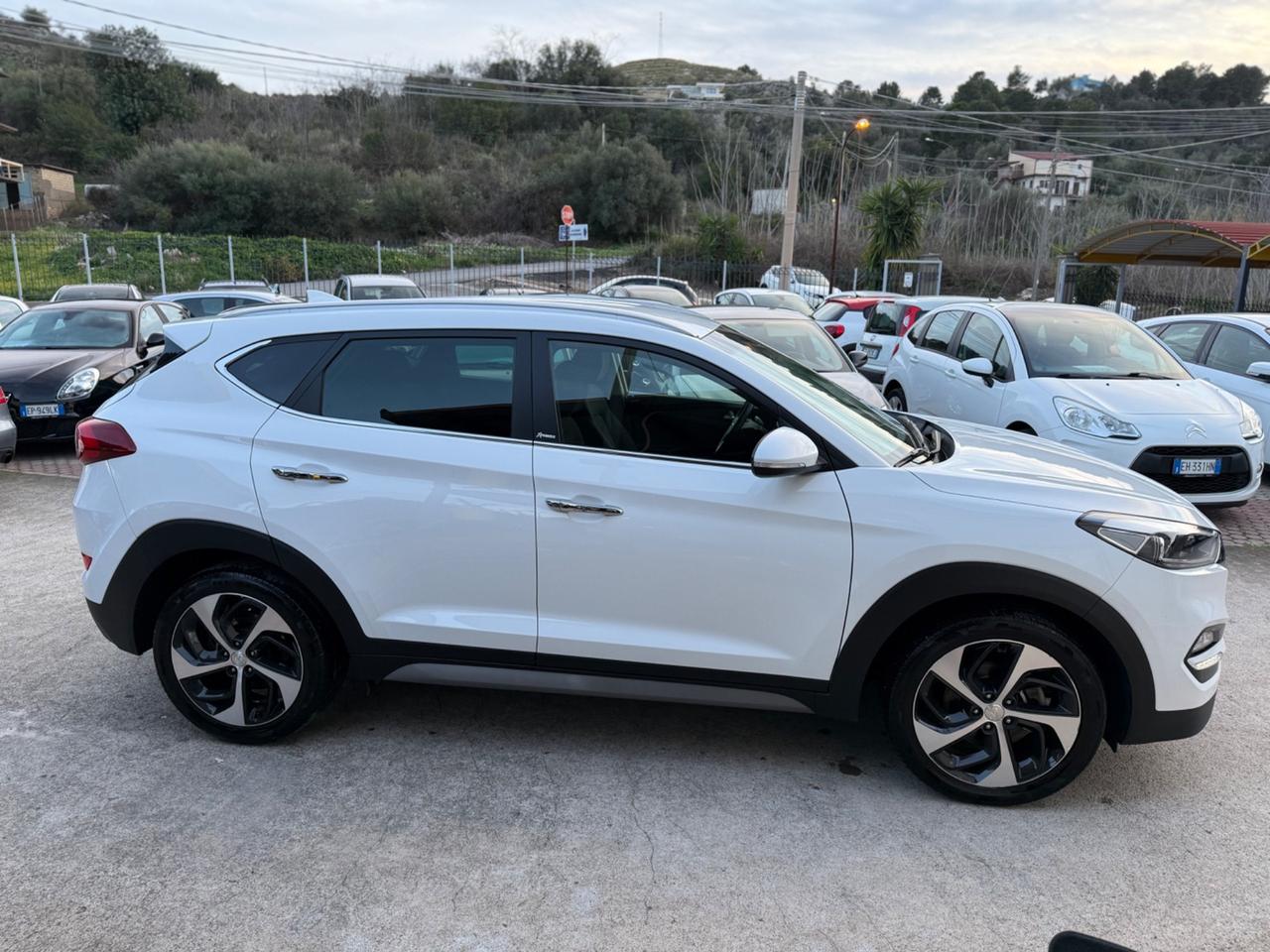 Hyundai Tucson 1.7 CRDi XPossible KM CERTIF