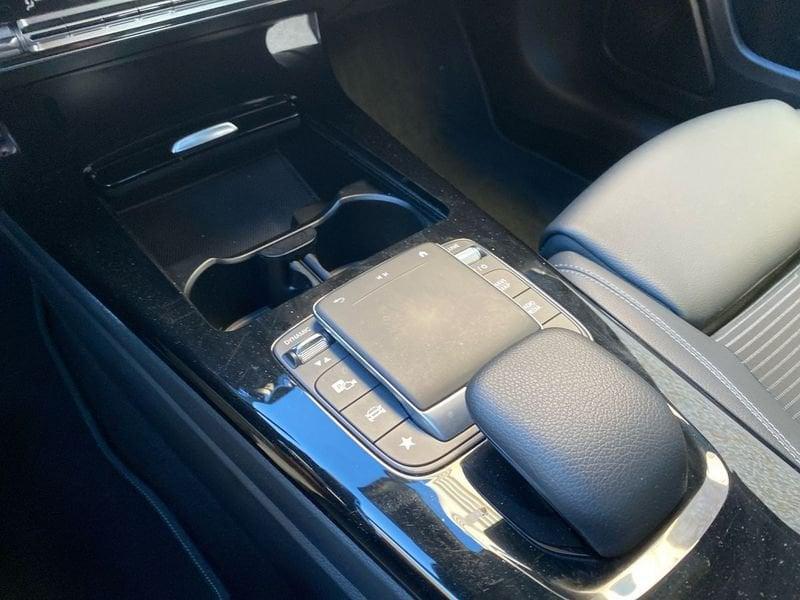 Mercedes-Benz Classe A A 180 d Sport auto