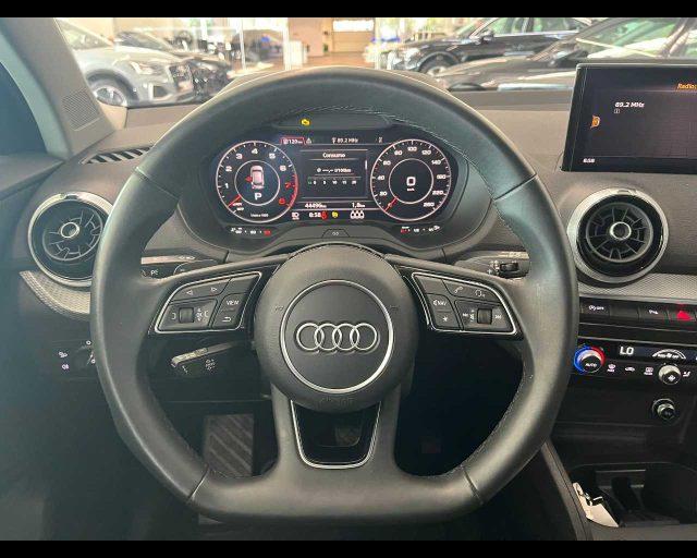 AUDI Q2 35 TFSI S tronic Admired