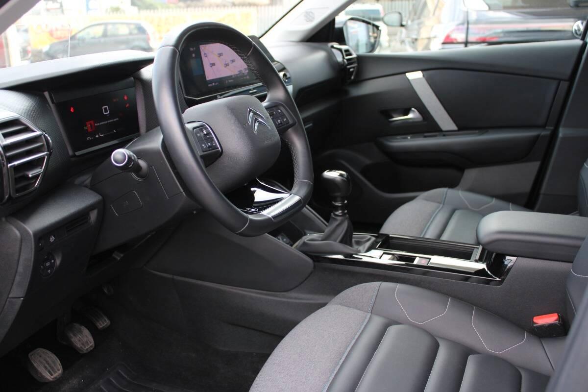 Citroen C4 1.2 puretech Shine s&s 130cv Con NAVIGATORE