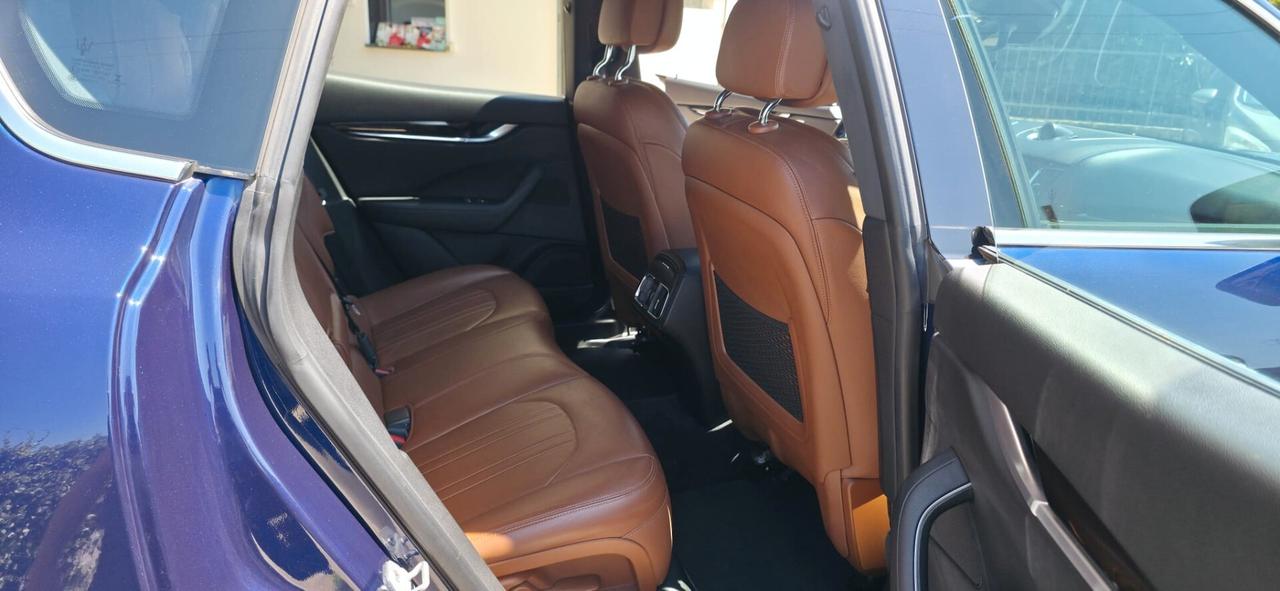 Maserati Levante V6 Diesel 250CV