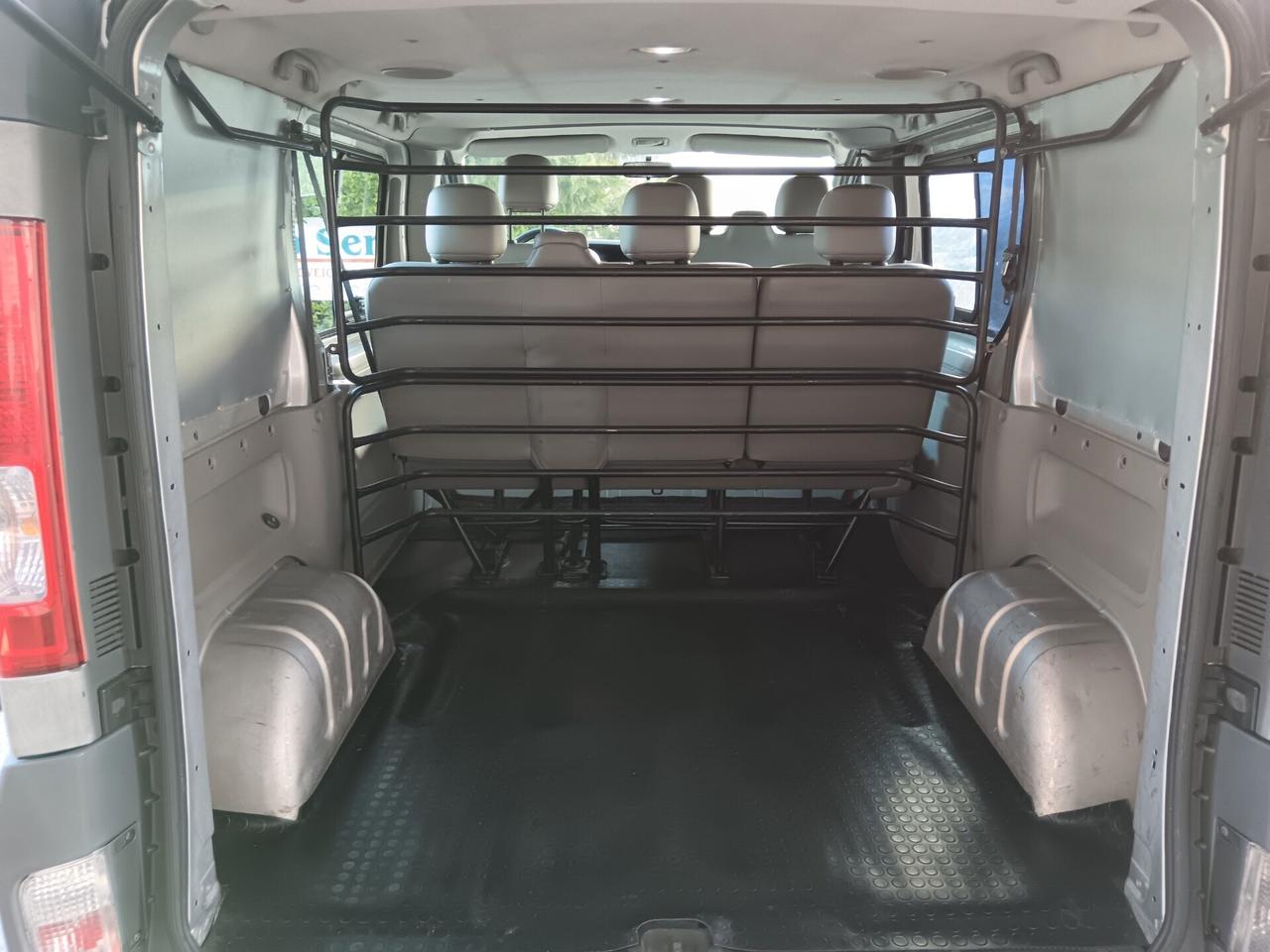 Renault Trafic 2.0 DCI 115CV 6 POSTI COMBI