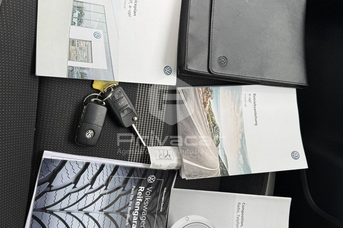 VOLKSWAGEN e-up! 82 CV