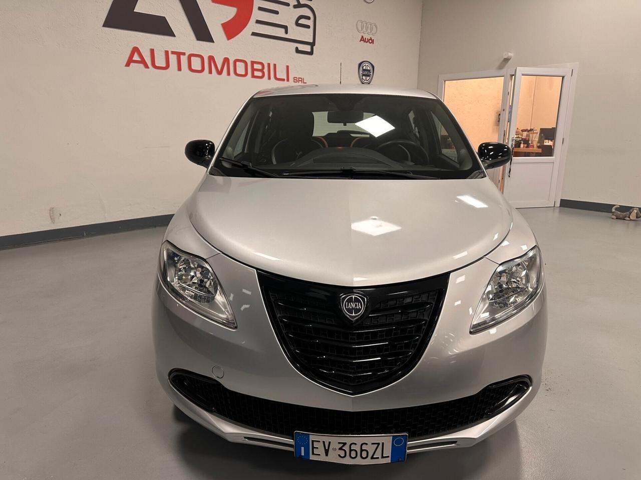 LANCIA YPSILON METANO (78000KM )