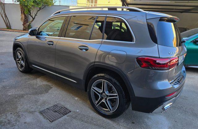 MERCEDES-BENZ GLB 220 d Automatic Premium