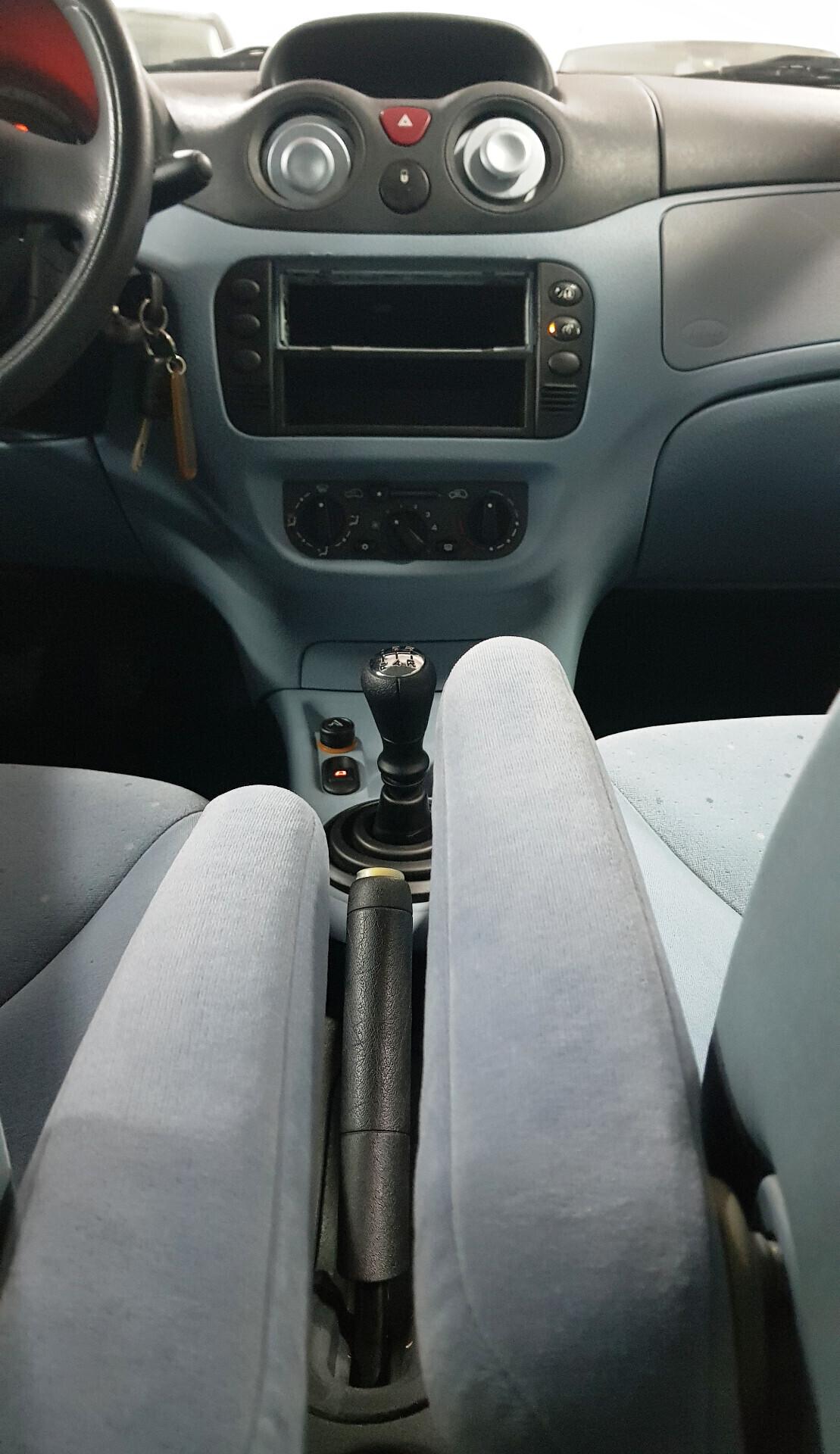 CITROEN C3 1.1 SOLO 110.000 KM. 03/2003