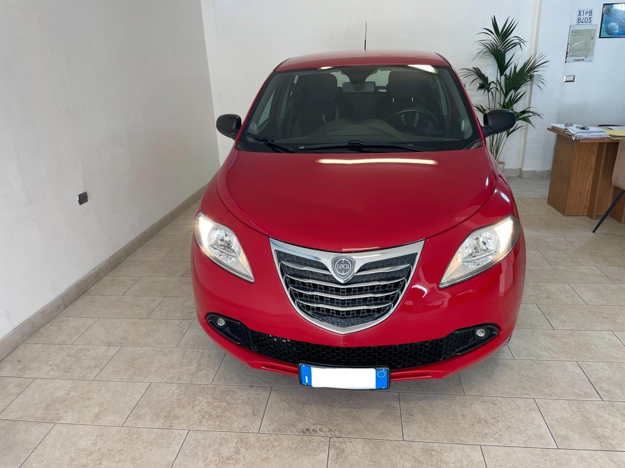 Lancia Y Ypsilon 0.9 85 CV Metano Ecochic Gold Twinair Neopatentati