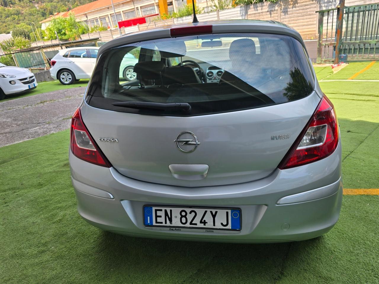 Opel Corsa 1.2 BZ/GPL 86CV GPL FINO 2032-2012
