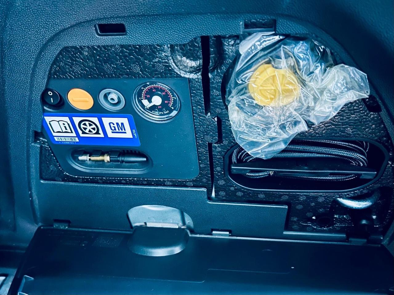 Opel Corsa 1.2 85CV GPL DELLA CASA