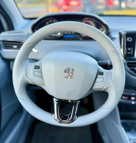 Peugeot 208 5p 1.6 vti 16v Allure