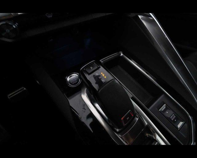 PEUGEOT 5008 BlueHDi 130 S&S EAT8 GT