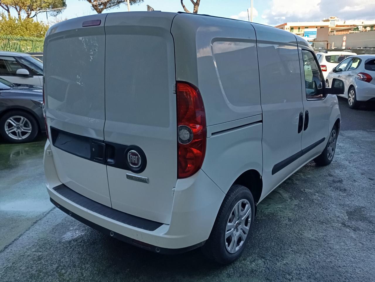 Fiat Doblo Cargo 1.6 Multijet 105CV Lounge 3 Posti