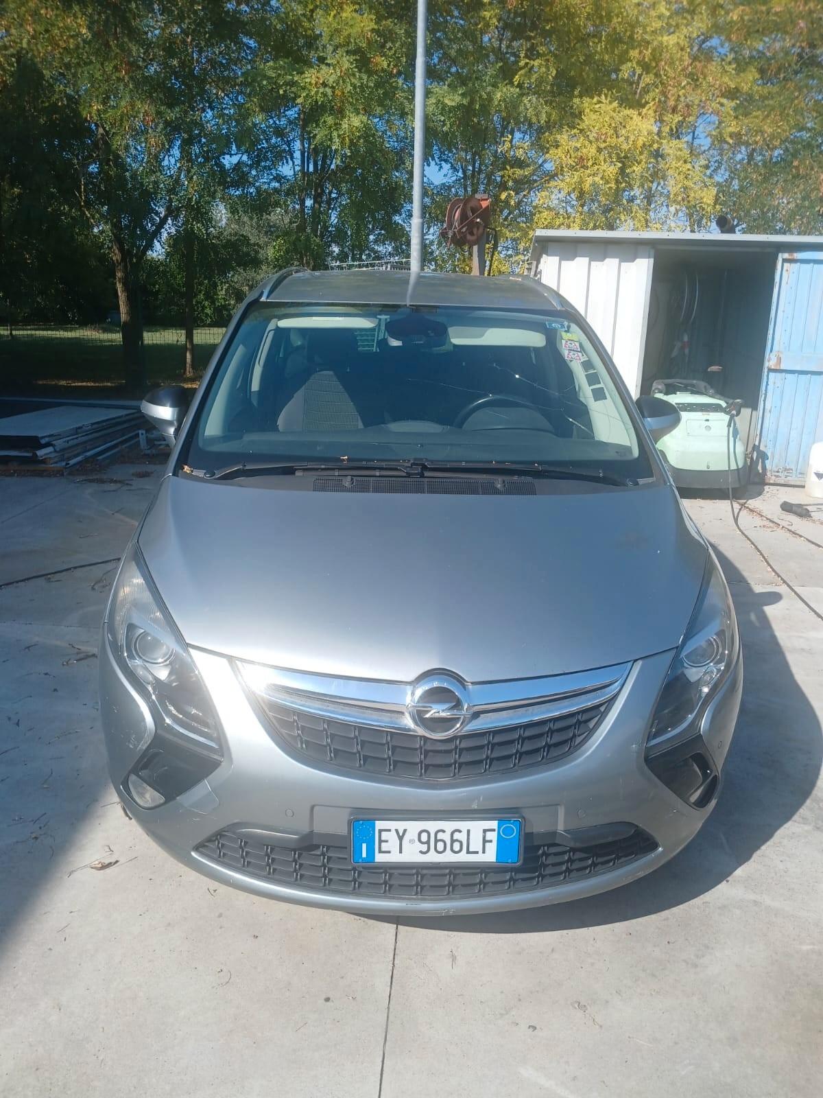 Opel Zafira Tourer 1.6 CDTi 150 CV benzina metano Start&Stop Cosmo 7 posti MOTORE CHE BATTE !! vista e piaciuta