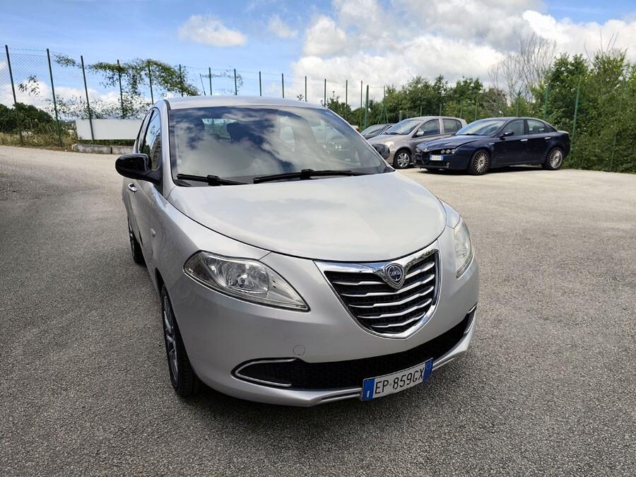 Lancia Ypsilon 1.2 69 CV 5 porte GPL Ecochic Platinum