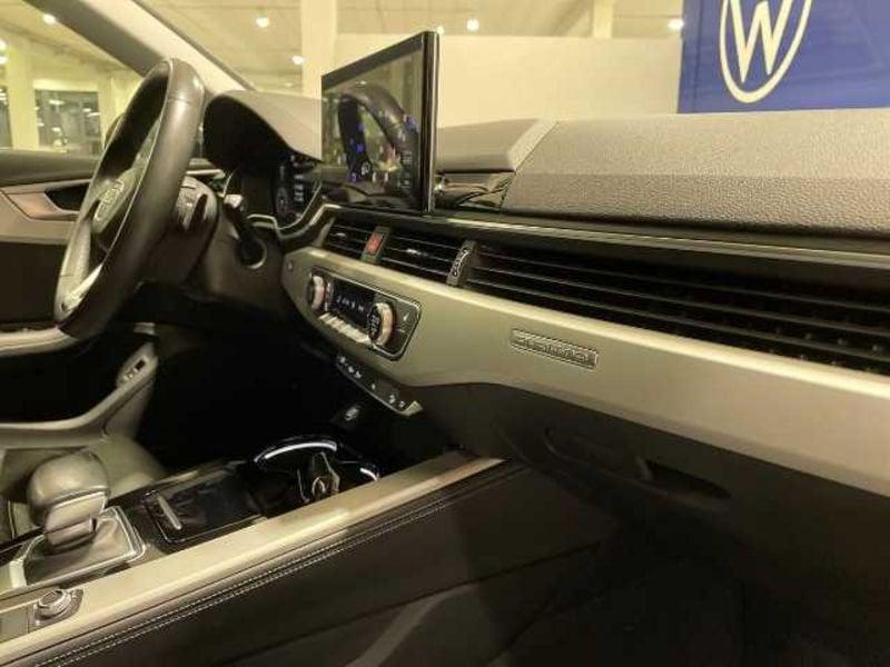 Audi A4 allroad A4 V 2019 Allroad Quattro 40 2.0 tdi mhev Identity Contrast quattro 204cv s tronic