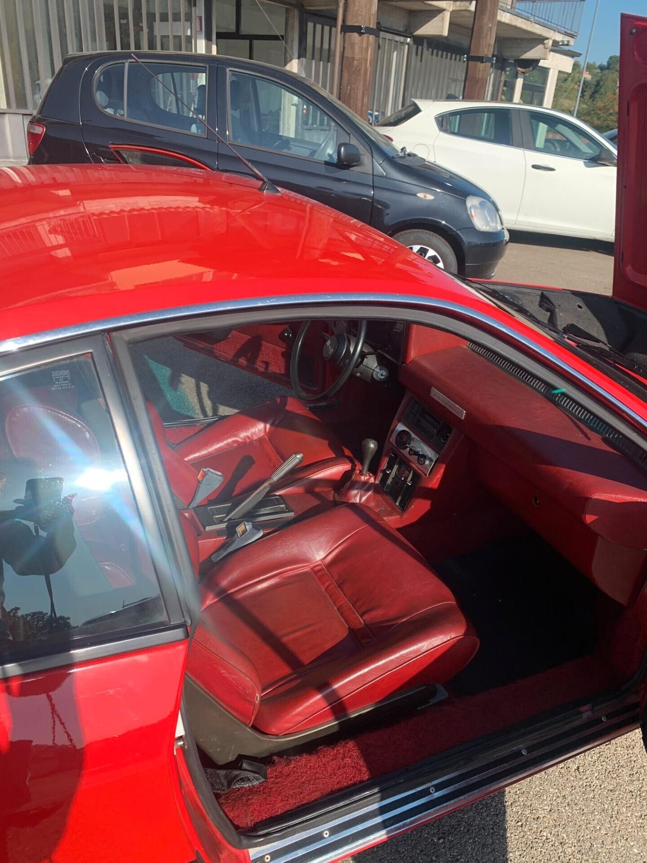 Lancia Beta Montecarlo, bella, sana , a posto di meccanica, 84000 km targhe originali, 1976 .