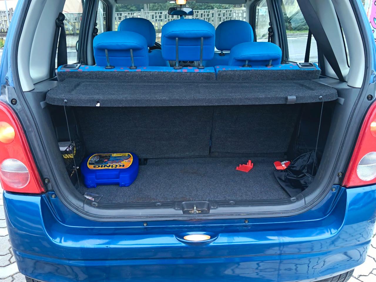 Opel Agila 1.2 16V Comfort