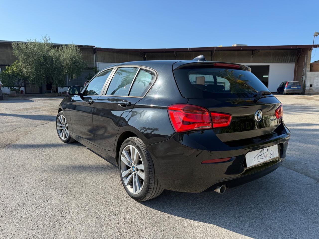 Bmw 116 116d 5p. Urban