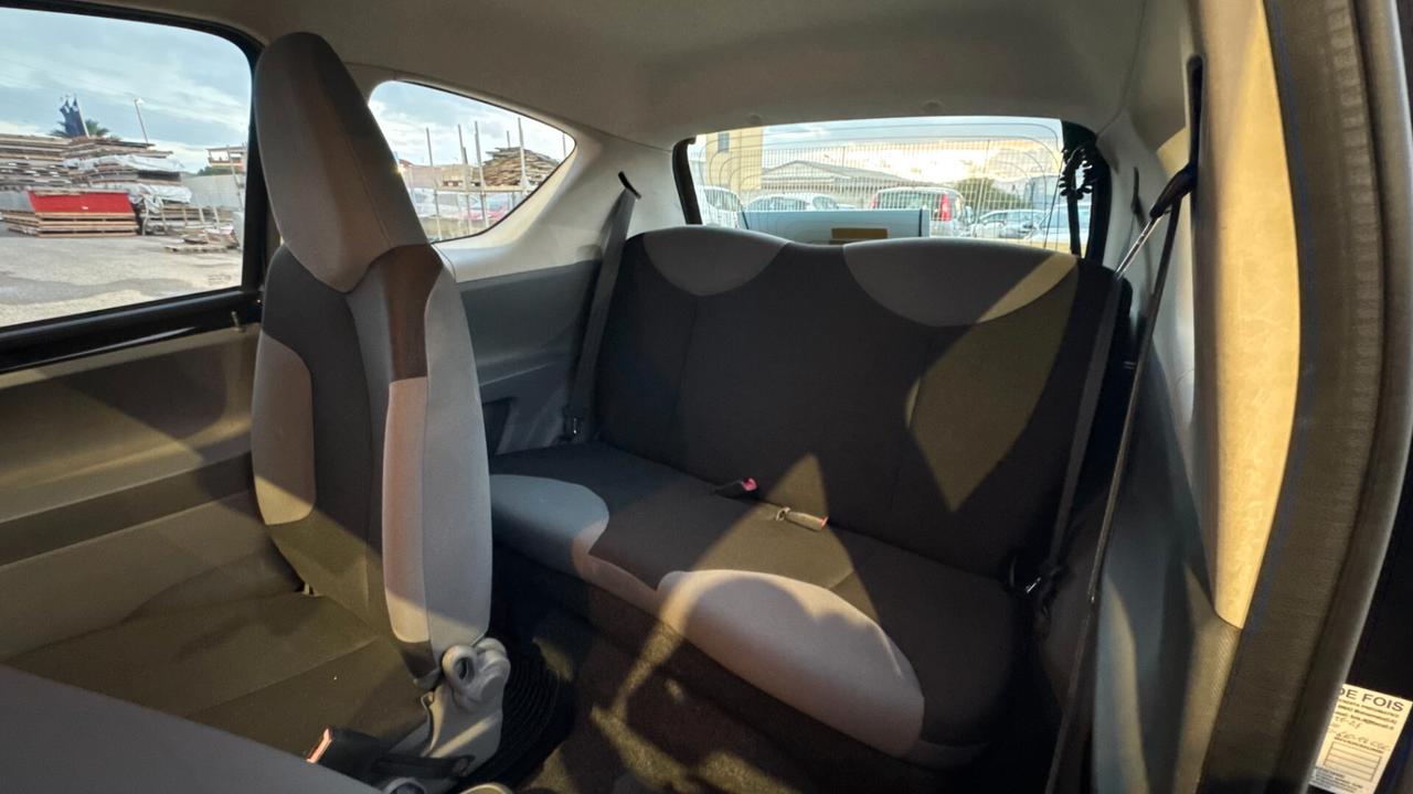 Peugeot 107 1.0 68CV 3p. - 2010