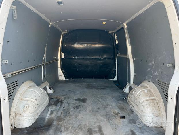Volkswagen transporter t6 4motion 4x4 passo lungo