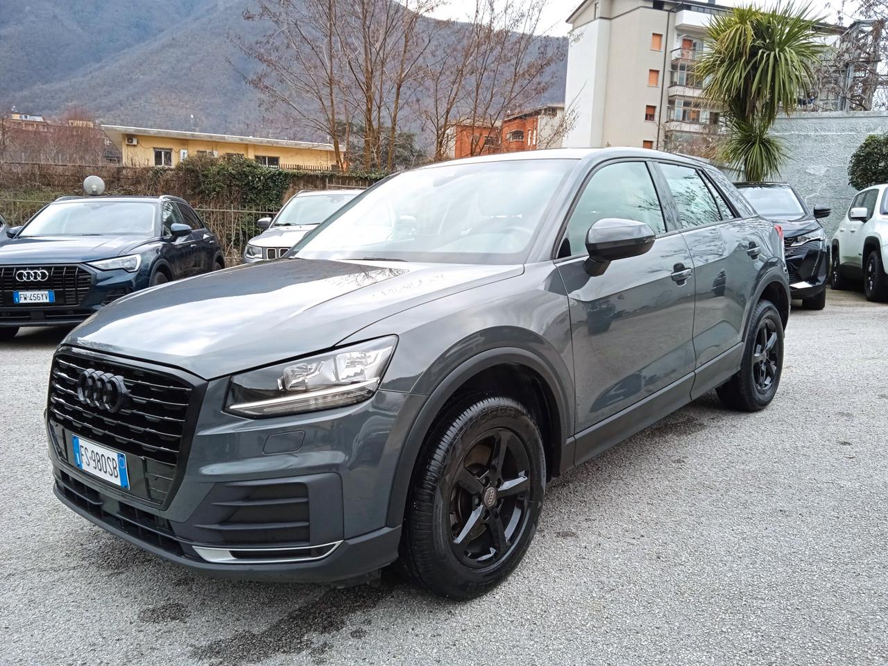 Audi Q2 / 1.6 TDI S tronic Admired