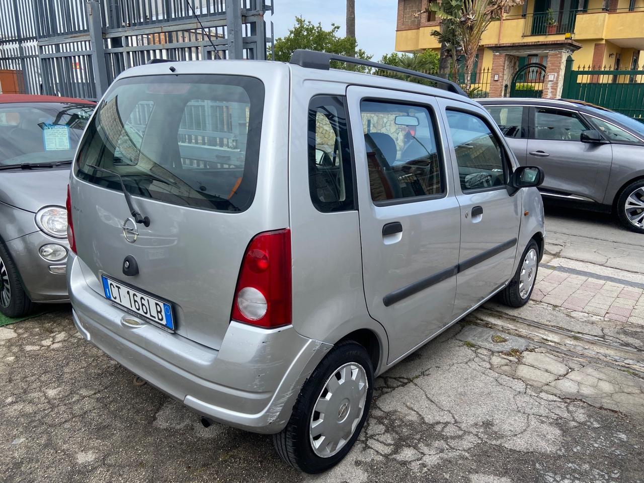 Opel Agila 1.0 12V Club